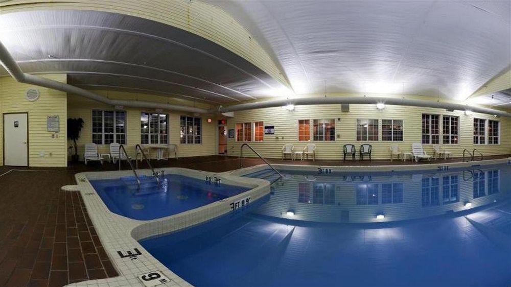 Express St Ignace-lake By Ihg Hotel 3*