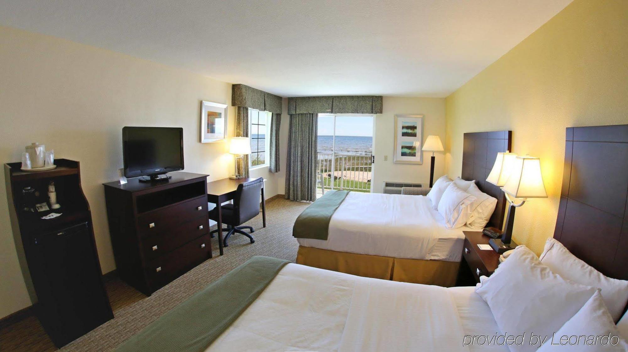 Express St Ignace-lake By Ihg Hotel 3*